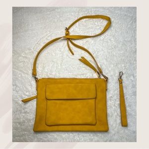 Shiraleah Chicago Crossbody Bag - Yellow/Mustard